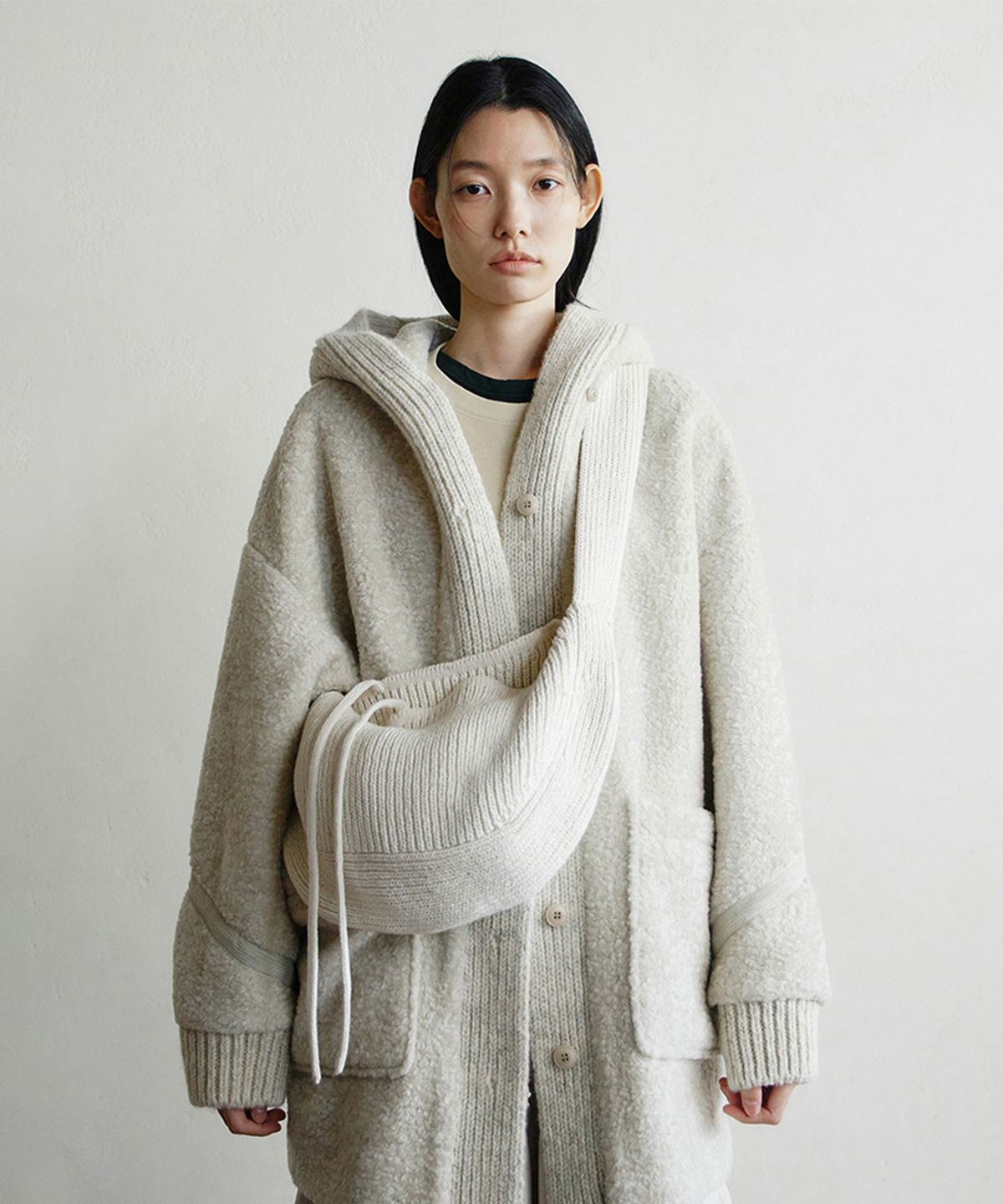 모노크롬(MONOCHROME) picker knit bag (ivory)