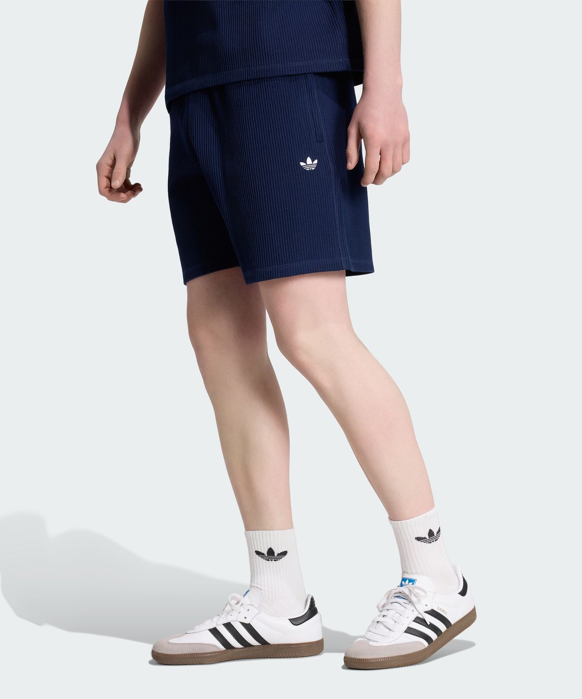 아디다스(ADIDAS) 트레포일 에센셜 와플 쇼츠 KT2445