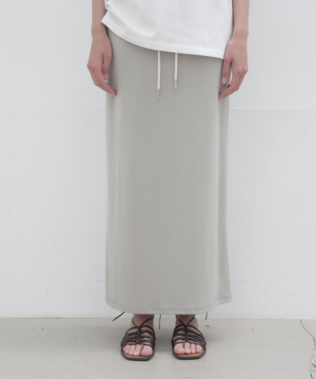더마고(THEMARGOT) 릴렉스드 밴딩 스커트_warm gray