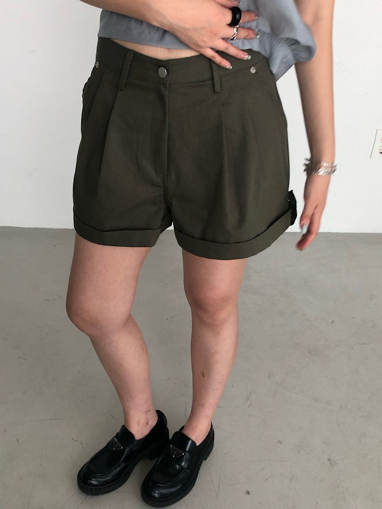 Folded Half Pants (2C)