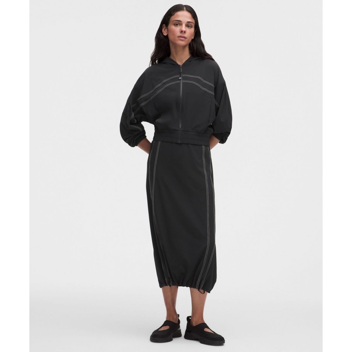 룰루레몬(LULULEMON) 디파인 하이라이즈 미디스커트 *스위프트  BLK LTIV