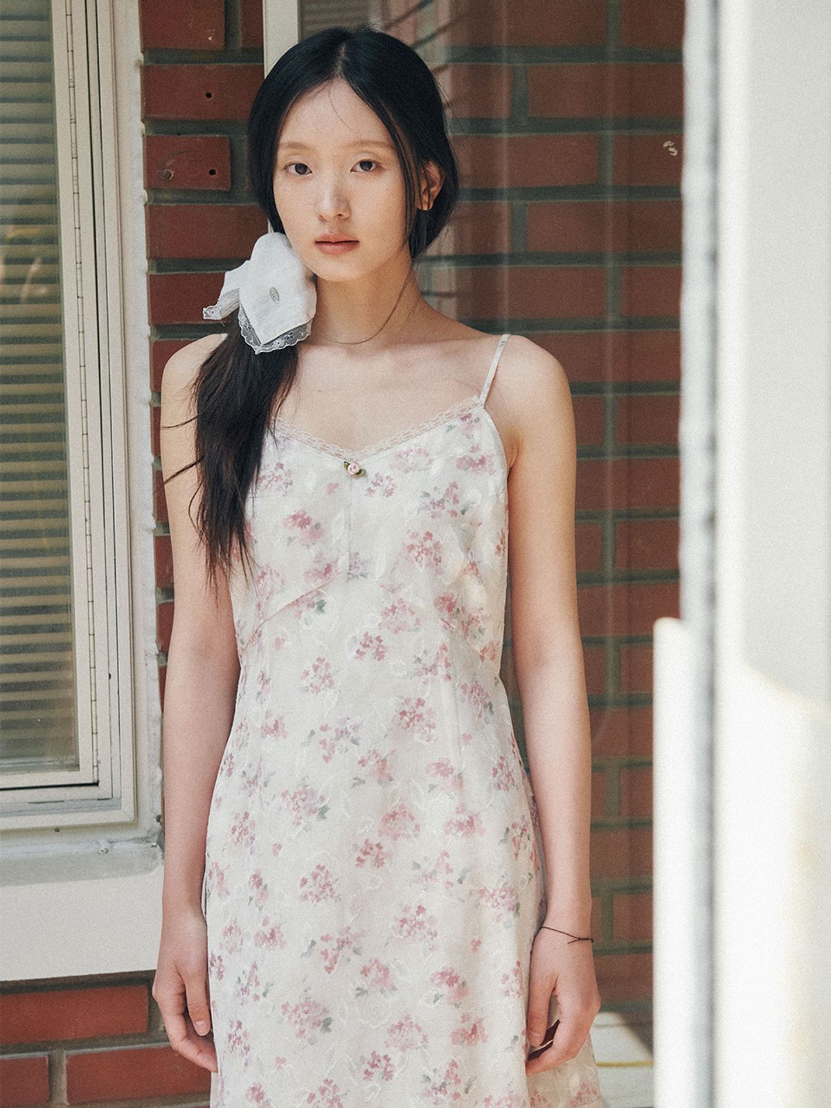 오앨(OUEL) GLIMMER FLORAL SLIP MINI DRESS_SOFT PINK