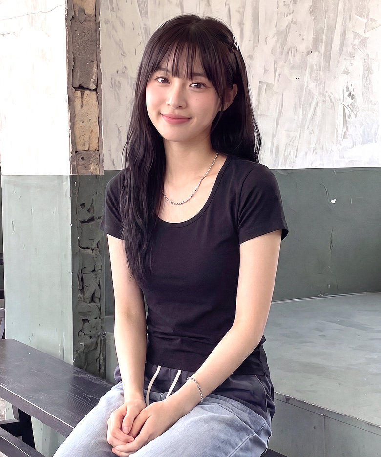 여성 모달 스판 U넥 슬림핏 반팔티셔츠 블랙
