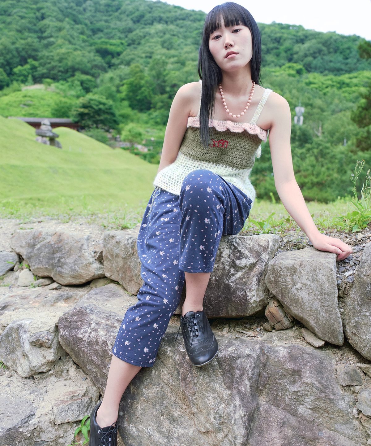 자고류(JAGORYU) Floral Sweat Capri Pants - Navy