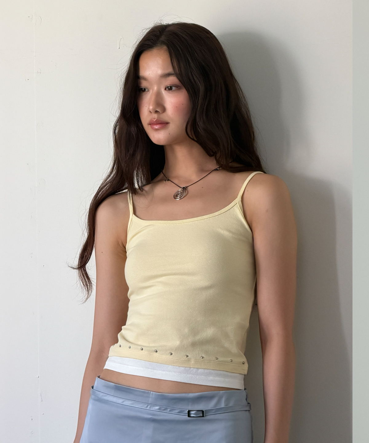홈바디띵즈(HOMEBODY THINGS) Layered Studded Sleeveless (LIGHT YELLOW - IVORY)