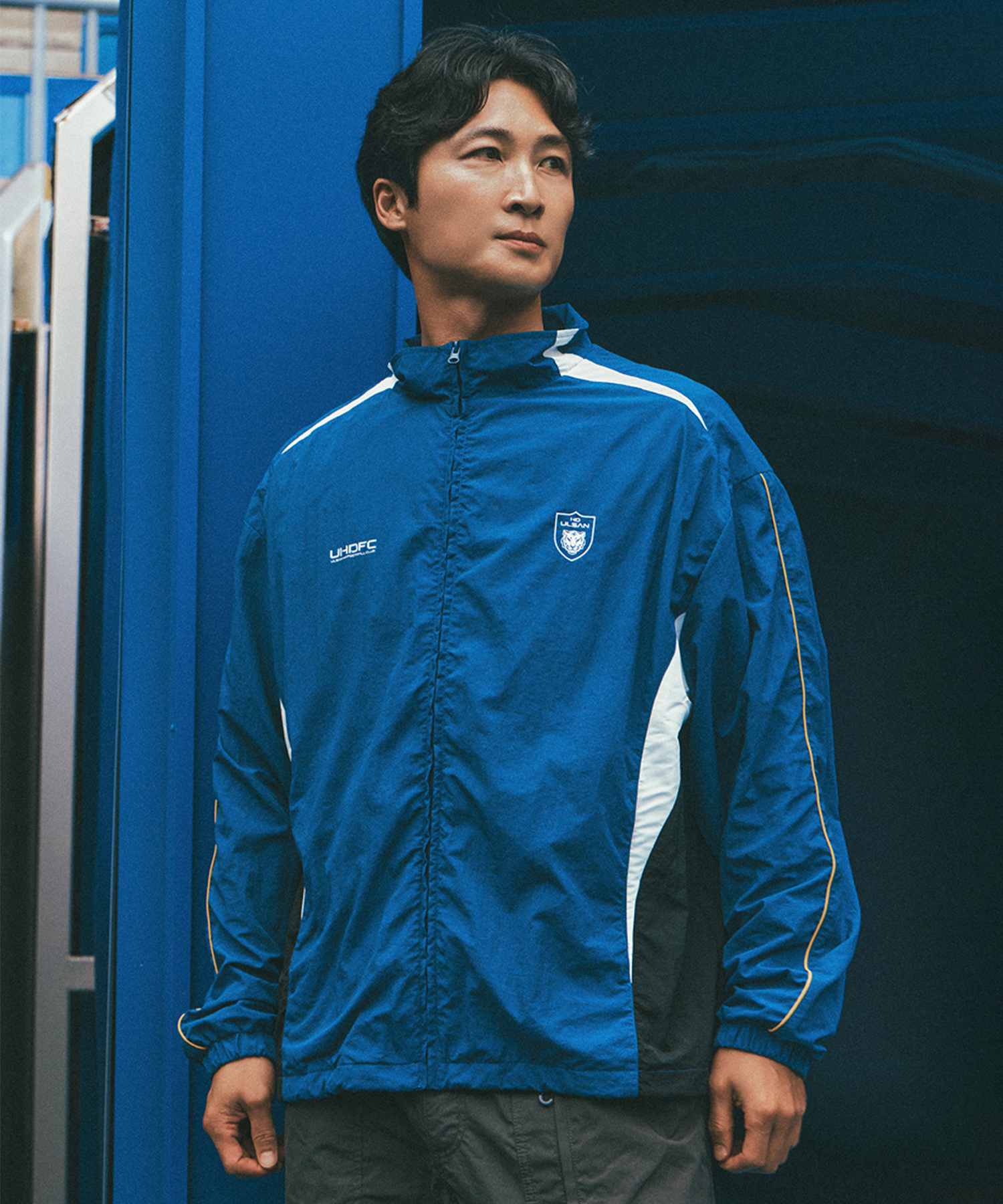 [울산 HD FC] 배색 윈드브레이커(Dark Blue)_SPJJG37U01 source detail 4