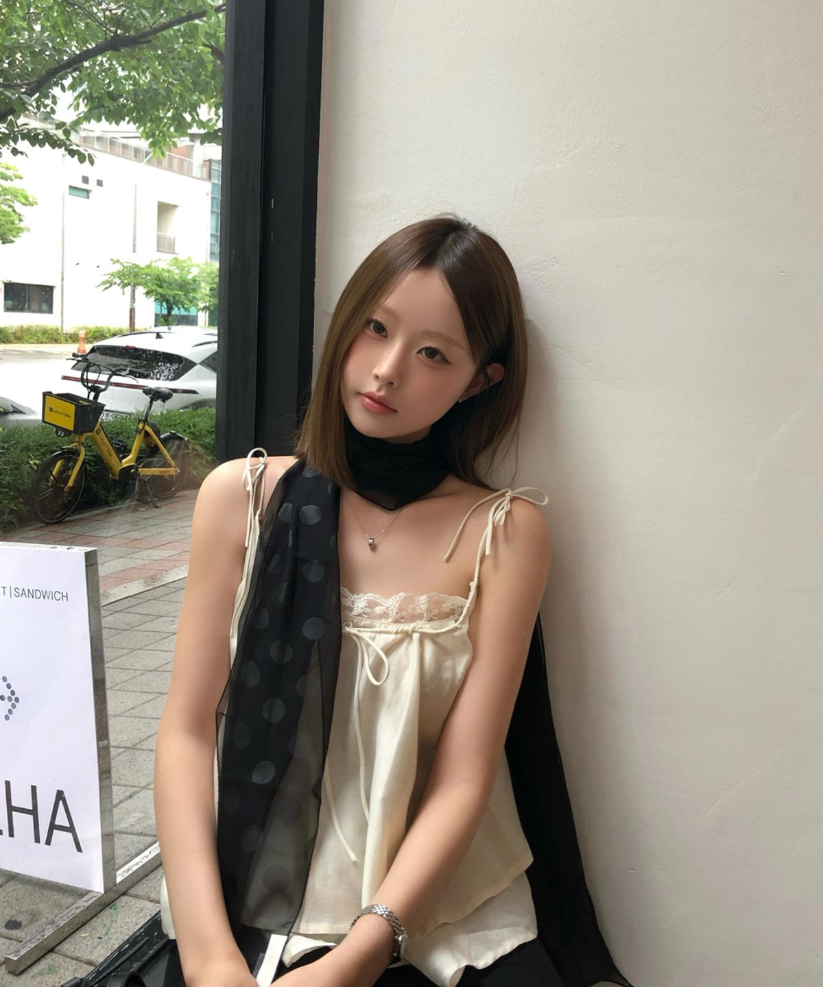 민씨오(MINCO) 도트 쉬폰 스카프 (black)