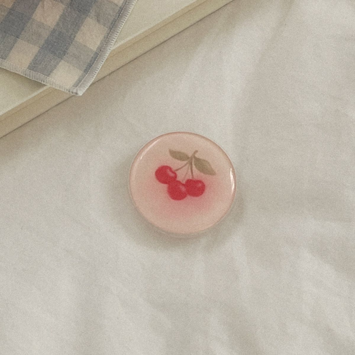 메이드모먼(MADEMOMENT) blur cherry 디자인 [에폭시톡]