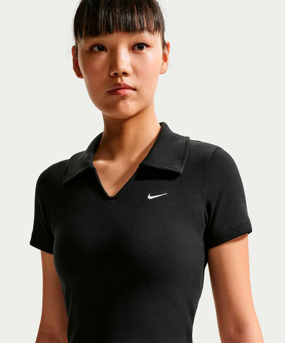 나이키(NIKE) 스포츠웨어 타이트 크롭 폴로 W - 블랙:화이트 / IO2730-010