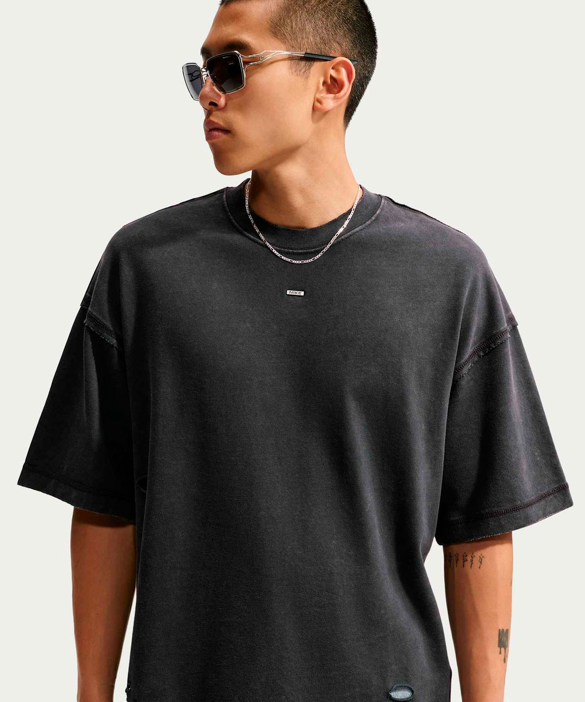 나이키(NIKE) 스포츠웨어 티셔츠 M - 블랙:아이스 실버:다크 스모크 그레이 / IQ5918-010