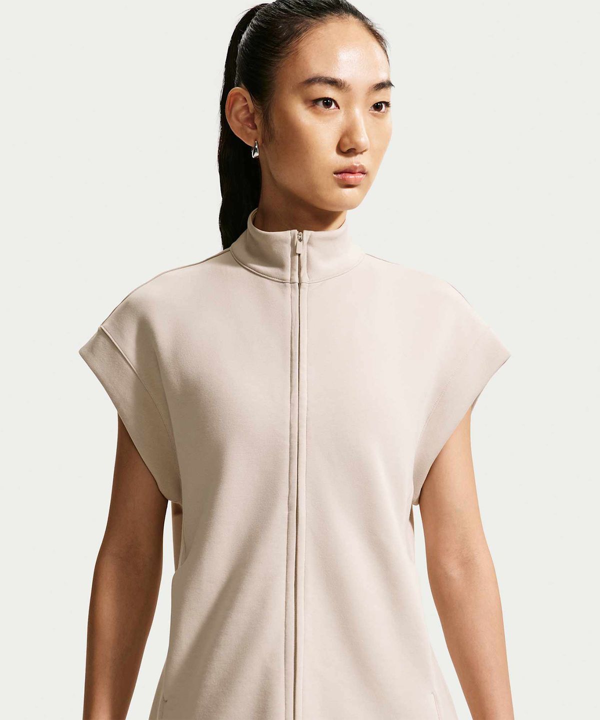 나이키(NIKE) 24.7 임파서블리소프트 드라이 핏 풀집 튜닉 W - 크림 II:칼리지 그레이 / IQ7052-236