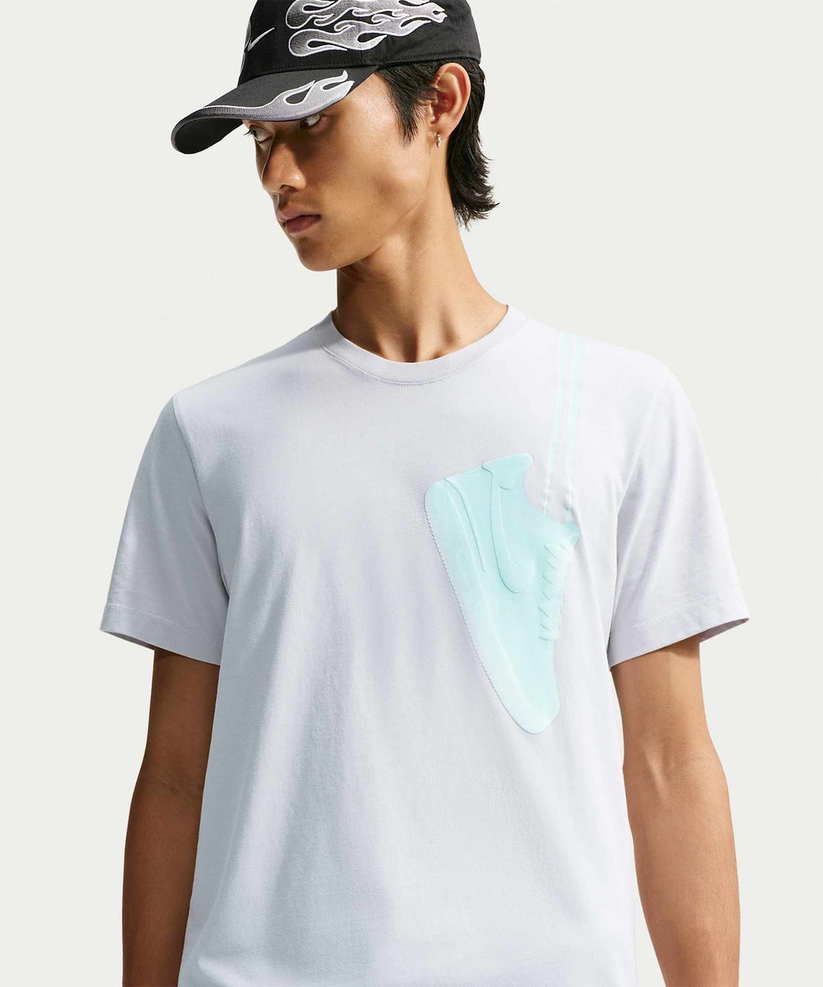 나이키(NIKE) 스포츠웨어 티셔츠 M - 그레이 포그 / IW0965-098