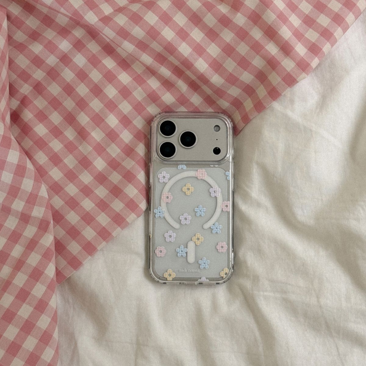 메이드모먼(MADEMOMENT) flower gingham 디자인 [맥세이프 젤하드 폰케이스]
