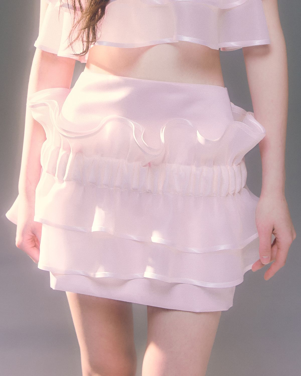 러뷰이(LOVUEE) 오간자 리플 레이어드 스커트 핑크