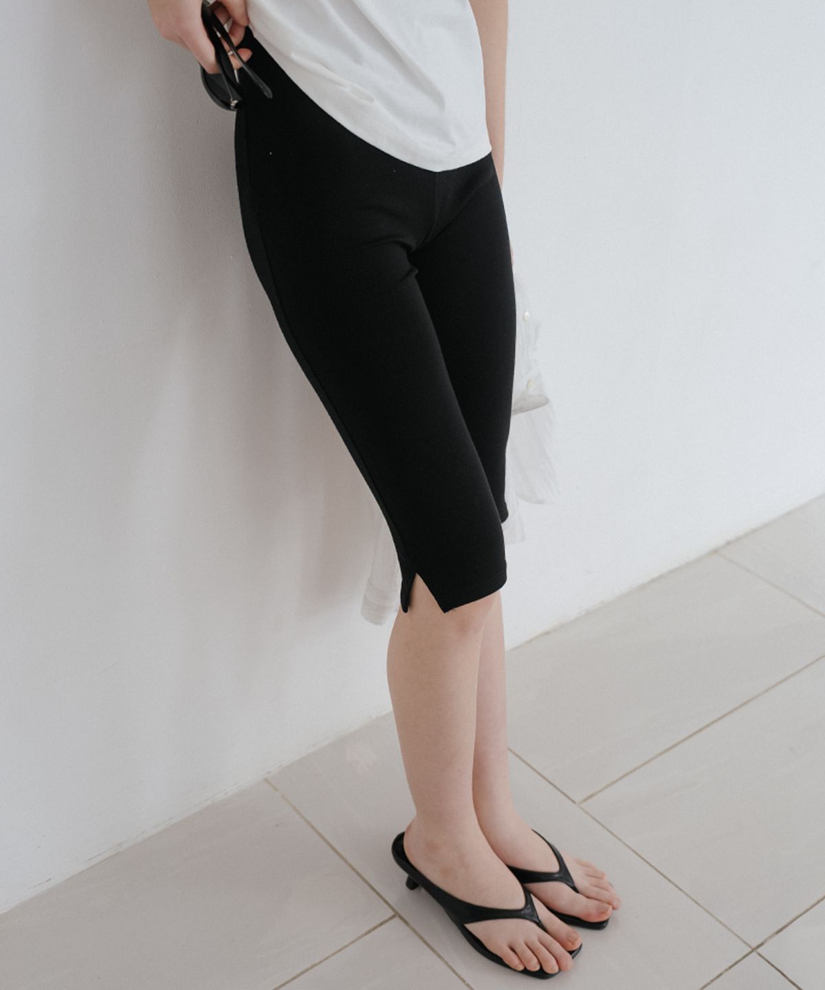 노운베러(KNOWNBETTER) Comfort capri leggings [KNSS10PT01]_Black