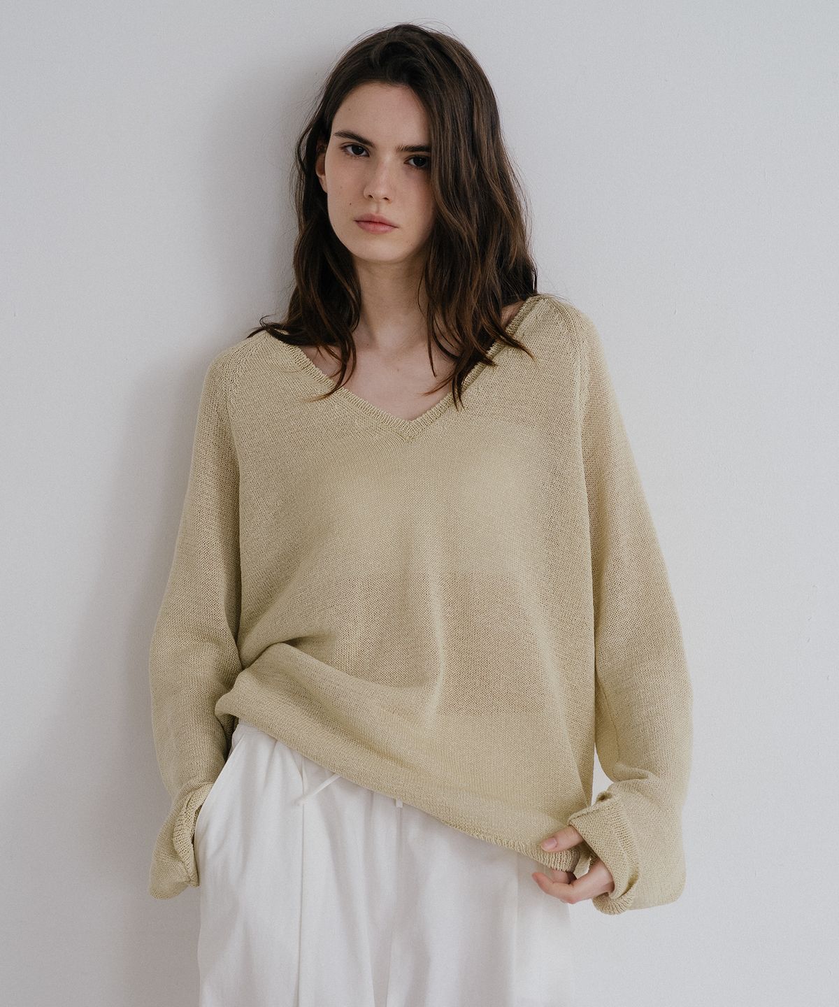 노운베러(KNOWNBETTER) Paper v-neck knit [KNSS10KN02]_Lime