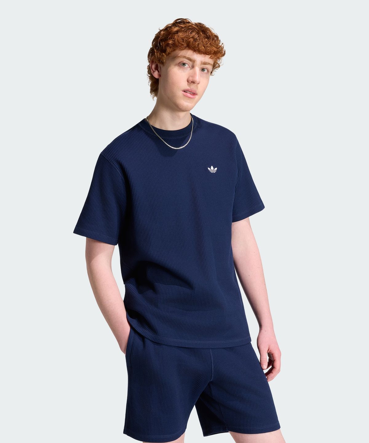 아디다스(ADIDAS) 트레포일 에센셜 와플 티셔츠 KT2444