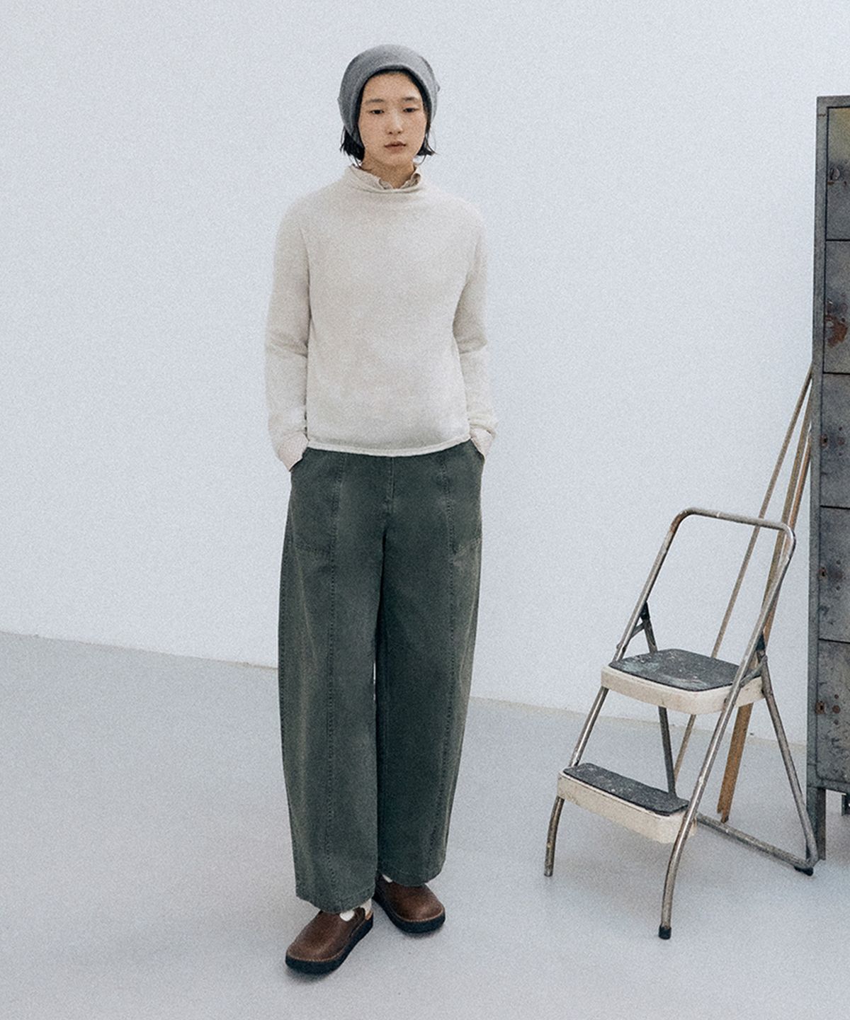 모노크롬(MONOCHROME) dew wholegarment pullover (ivory)