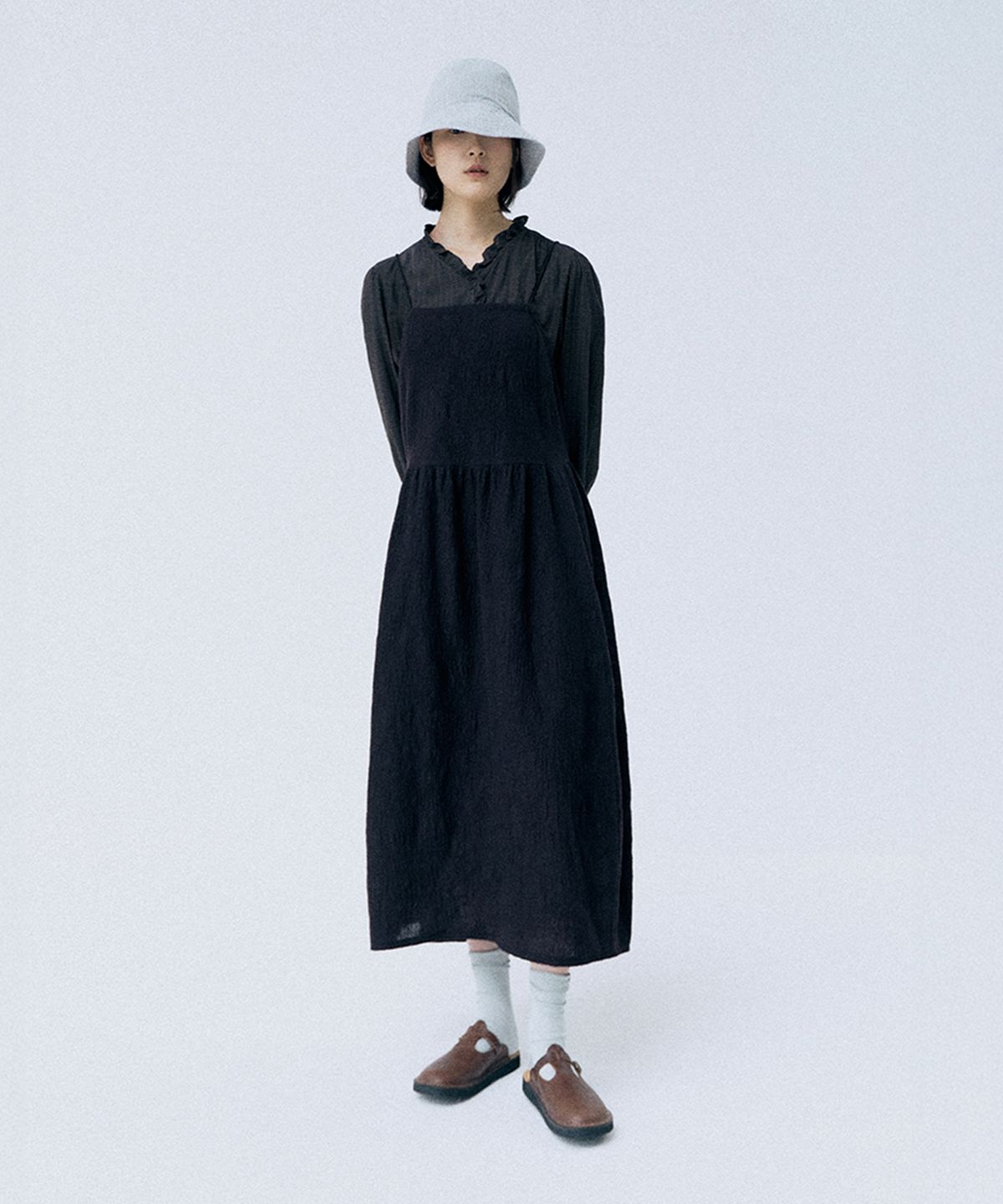 모노크롬(MONOCHROME) momen knit one-piece (brown)