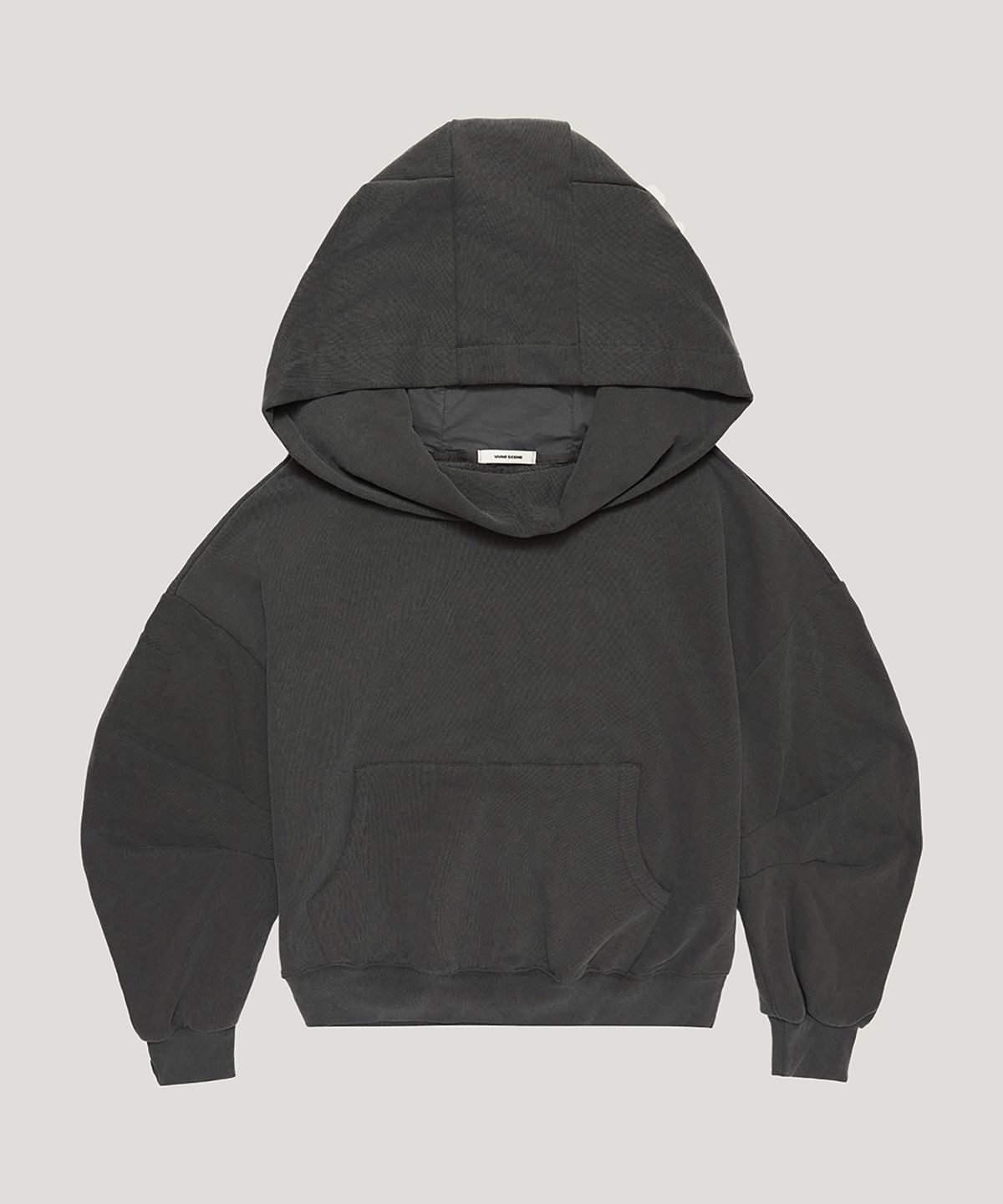 우네씬(UUNE SCENE) Asymmetric Off-Shoulder Hoodie_Charcoal