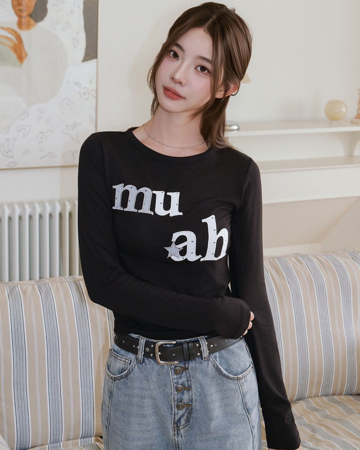 무아무아(MUAHMUAH) 도트 스타 패치 긴팔 티셔츠 [블랙]