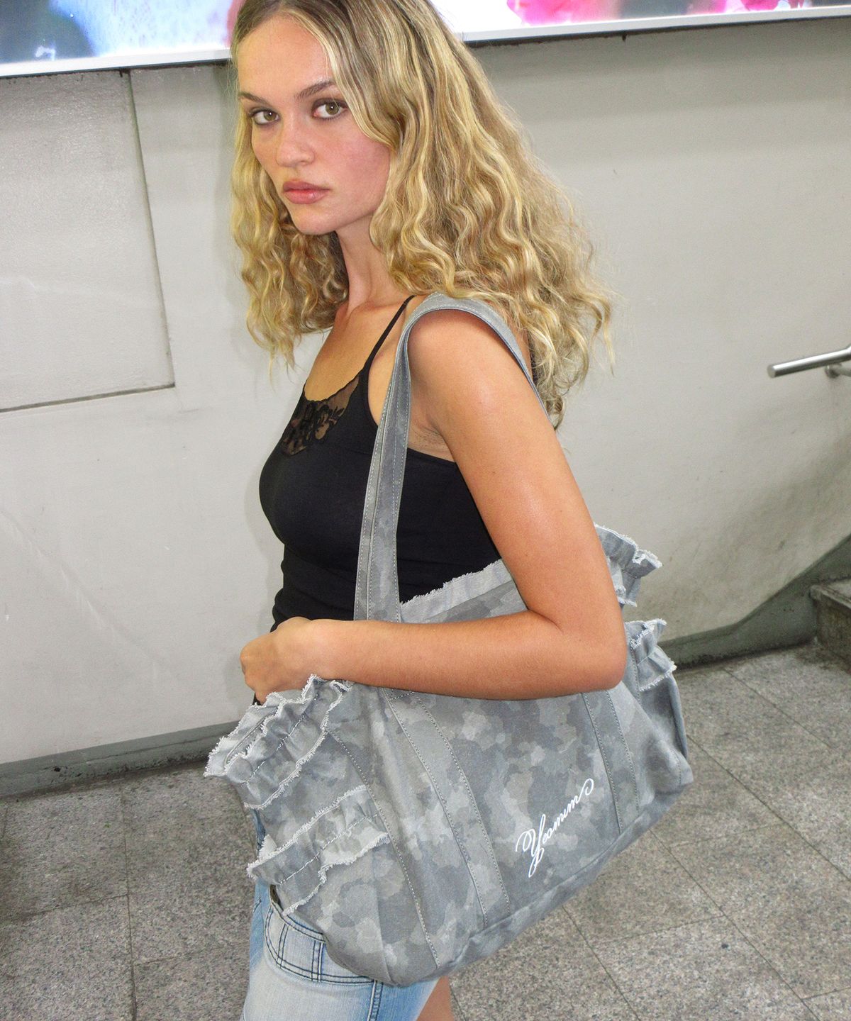 여밈(YEOMIM) camp frill bag (vintage camo)