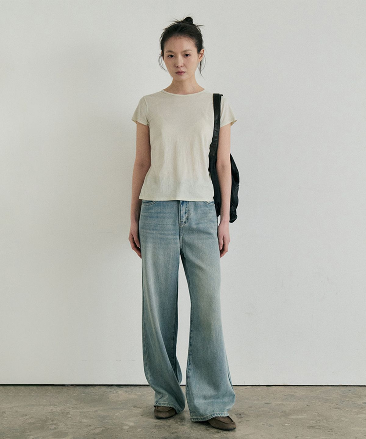 모노크롬(MONOCHROME) [online exclusive]26 rhea slim t-shirt (2color)