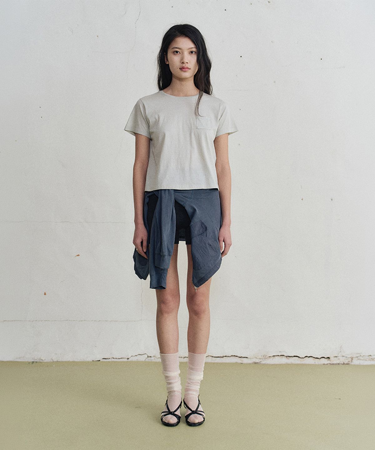 모노크롬(MONOCHROME) millo t-shirt (2color)