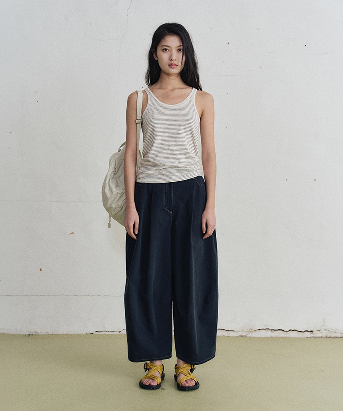 모노크롬(MONOCHROME) cosmy pintuck pants (2color)