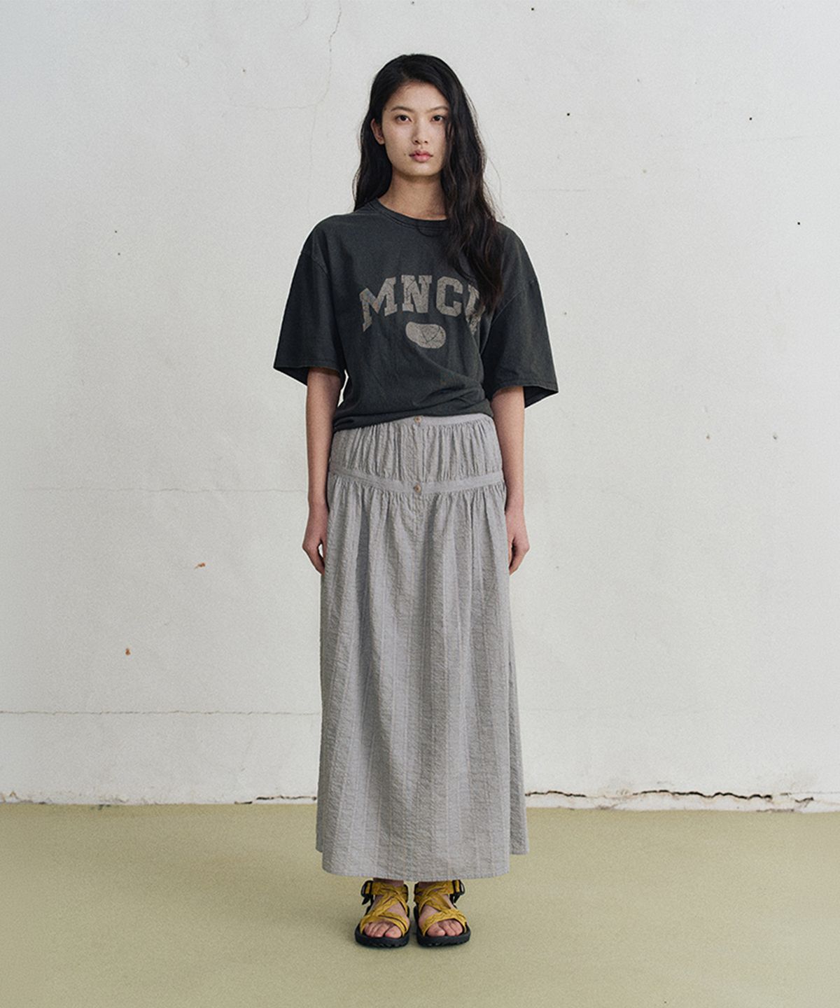 모노크롬(MONOCHROME) july shirring skirt (gray)