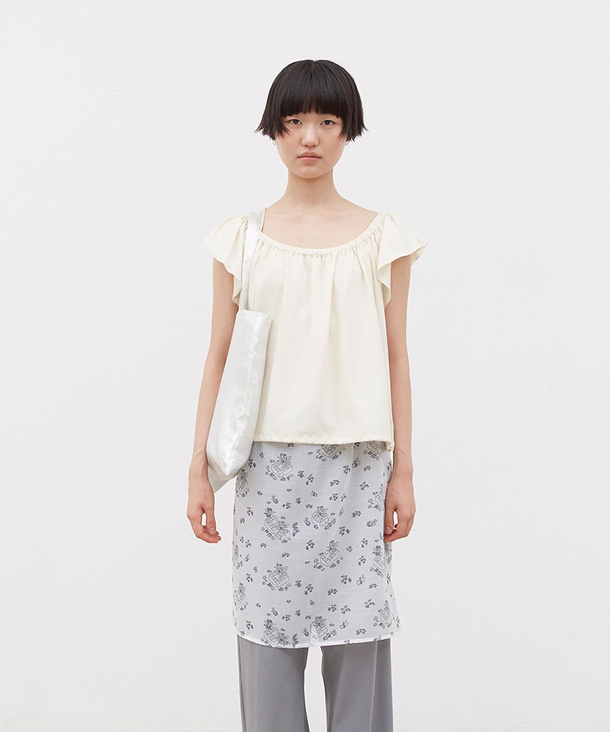 코스모스(COSMOSS) SOFT SHIRRING TOP (YELLOW)