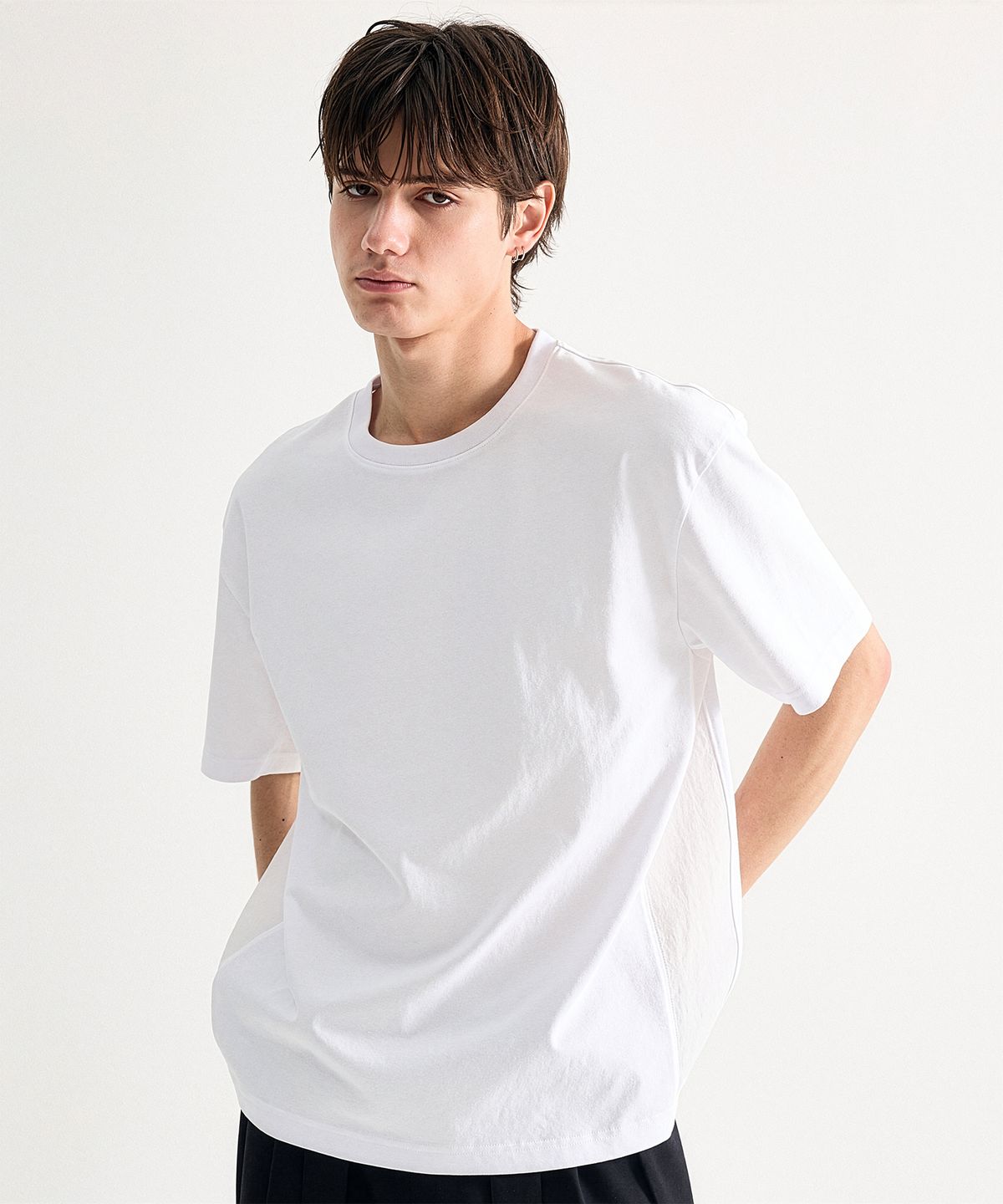에이치직(H.JIK) Contrast Side Panel T-Shirt - White