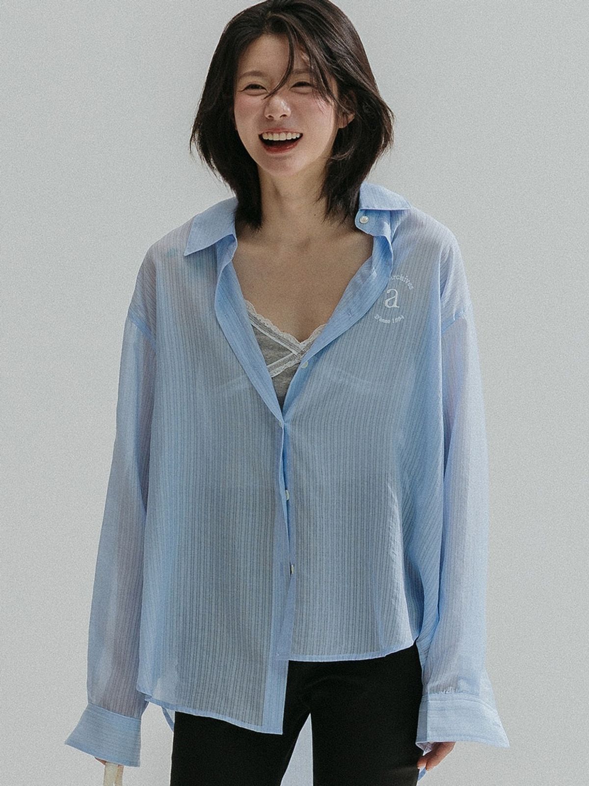 앤하츠(ANNEHEARTS) Pinstripe Sheer Shirt_BLUE