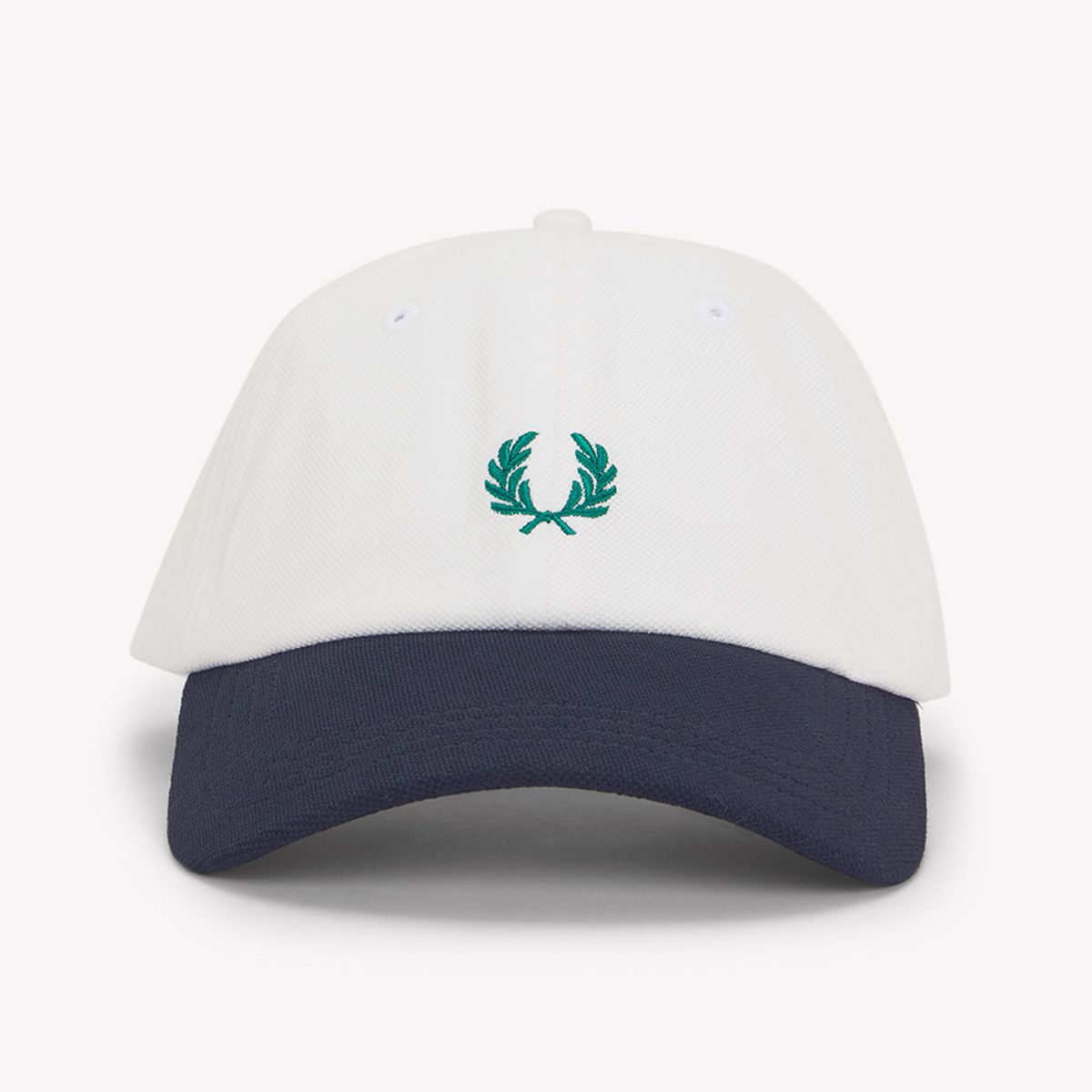 프레드페리(FRED PERRY) 블락 피케 클래식 캡 - 스노우 화이트 CFPU2612303-303