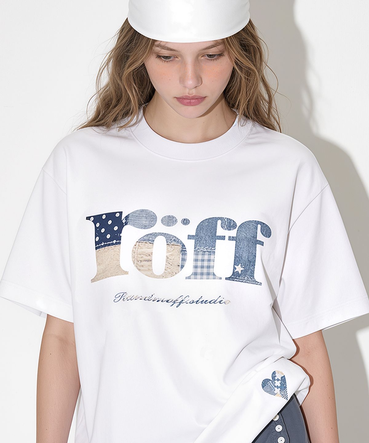 랜덤오프(RANDOMOFF) RÖFF TYPE PLAY BLUE PATCH T-SHIRT (3color)