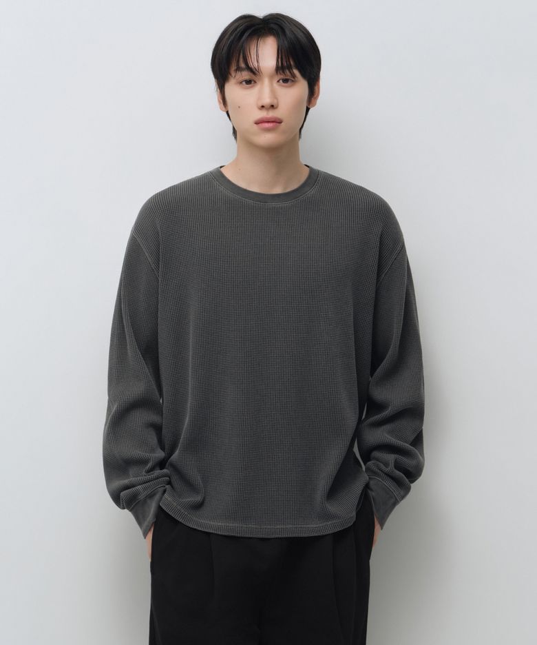 [26FW 신상] 피그먼트 와플 긴소매 티셔츠 [차콜 그레이]