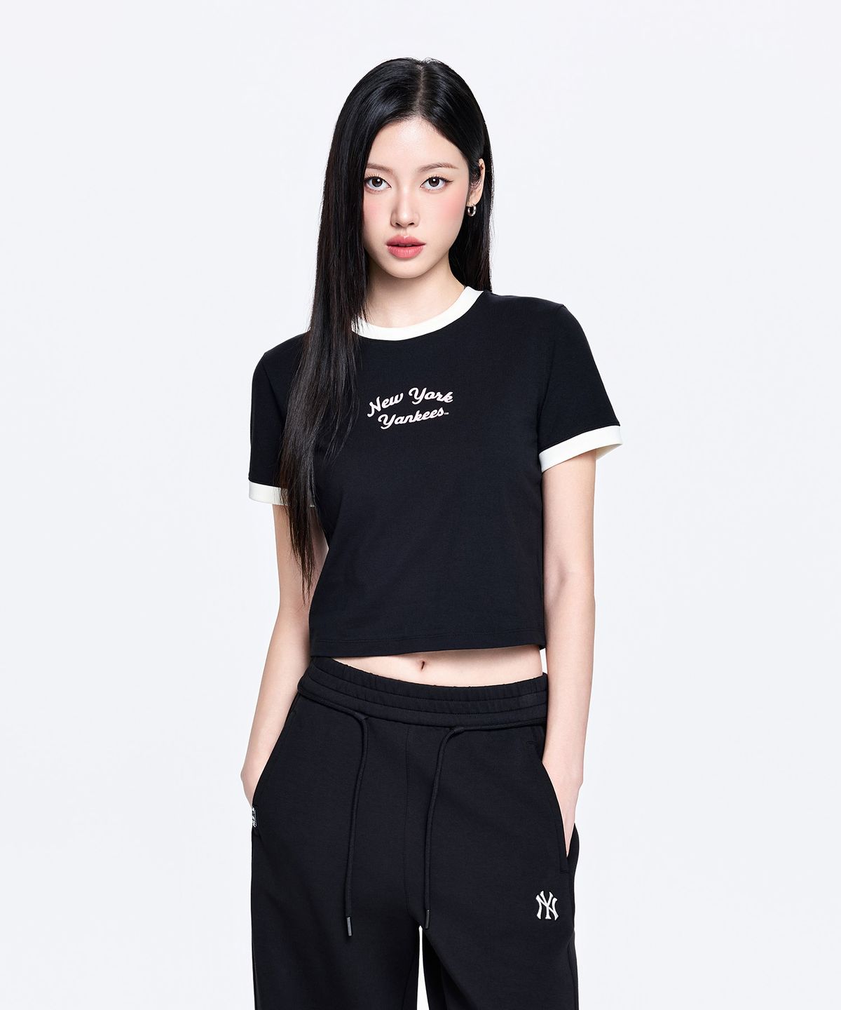 엠엘비(MLB) 여성 스포티브 레터링 슬림 크롭 링거 티셔츠 NY (Black)