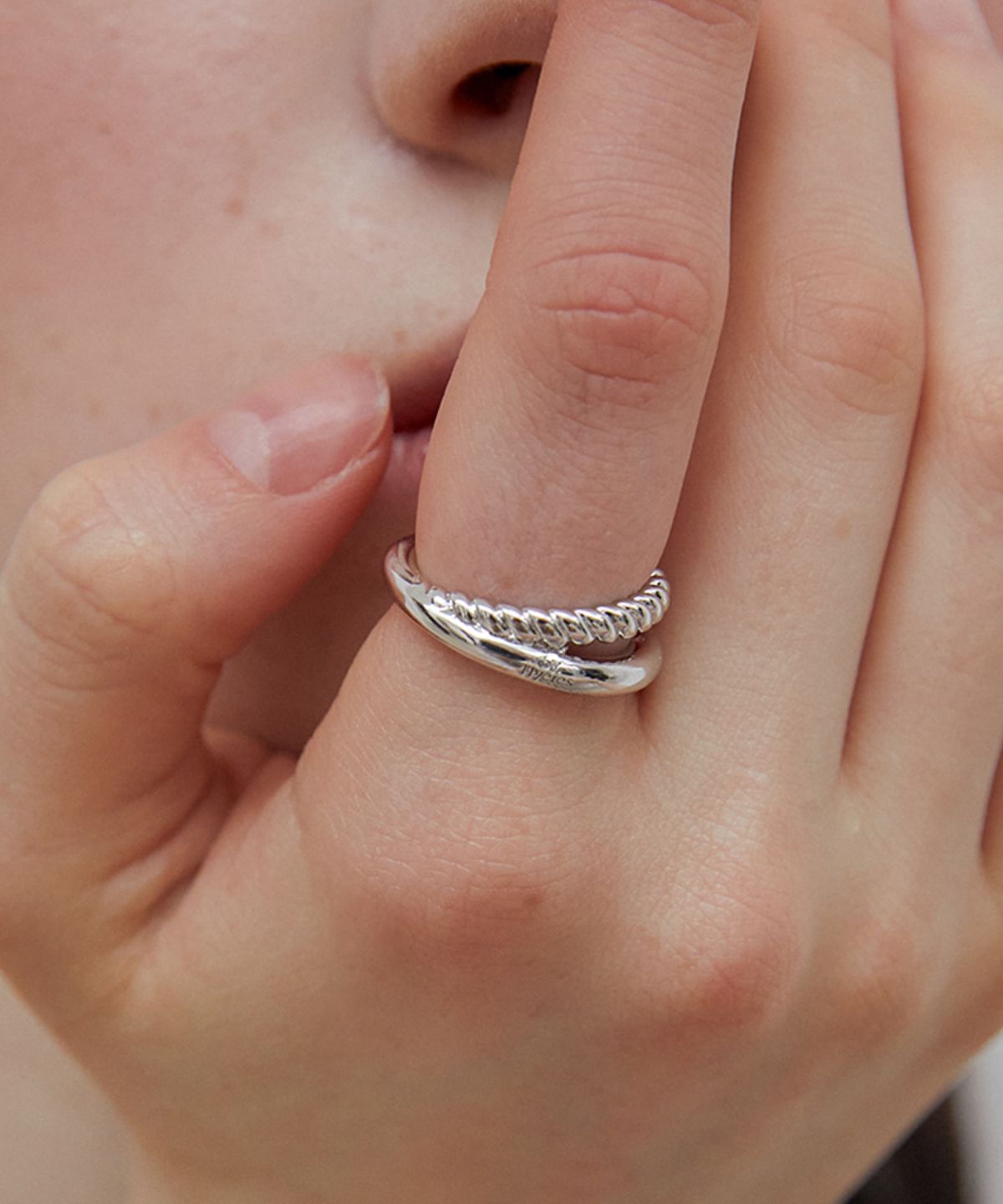 바이이에르(BYHYERES) Twin rope ring (White) BH7R56758WB