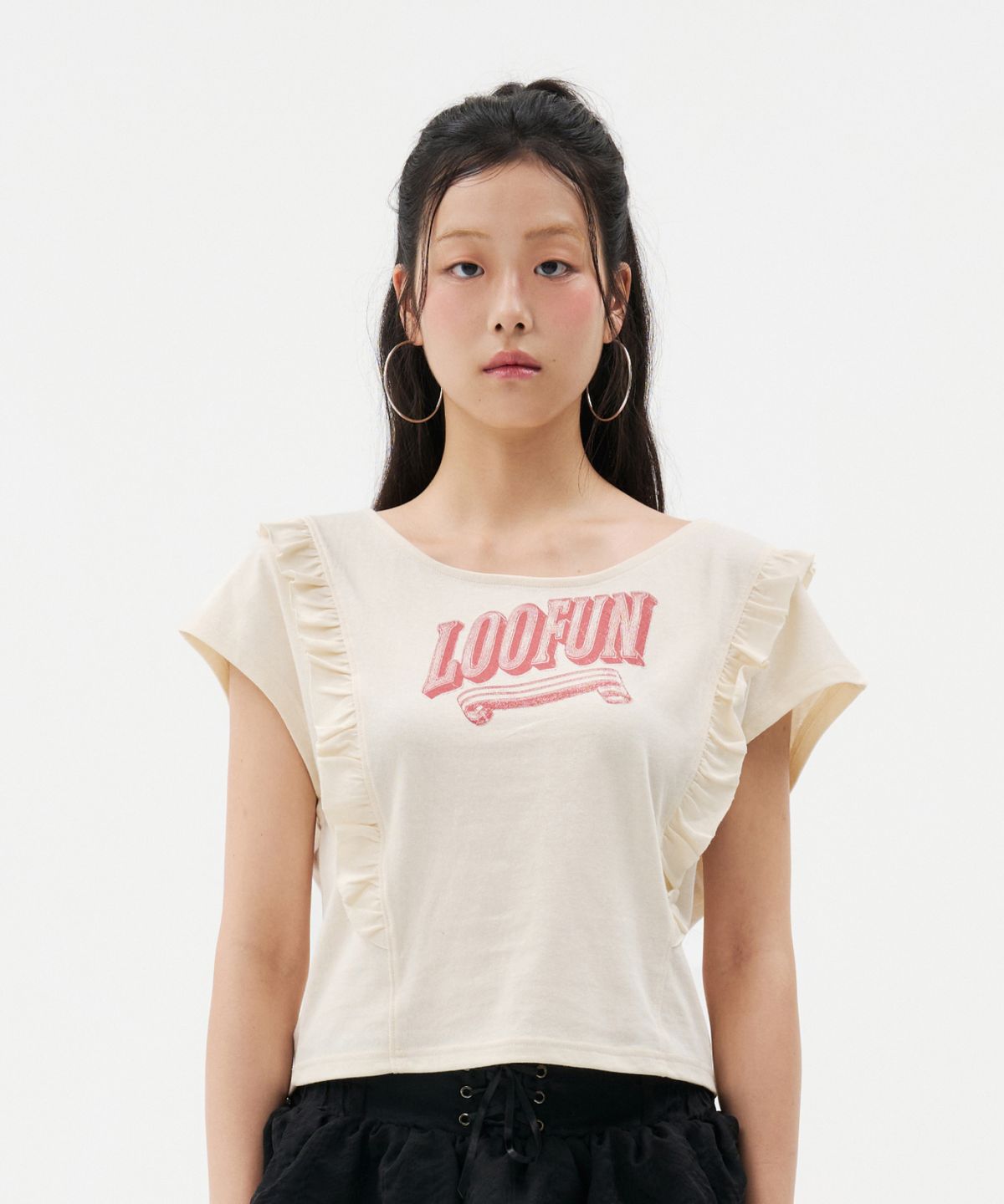 루펀(LOOFUN) Frill Batwing Tee / 프릴 배트윙 티 [Cream]
