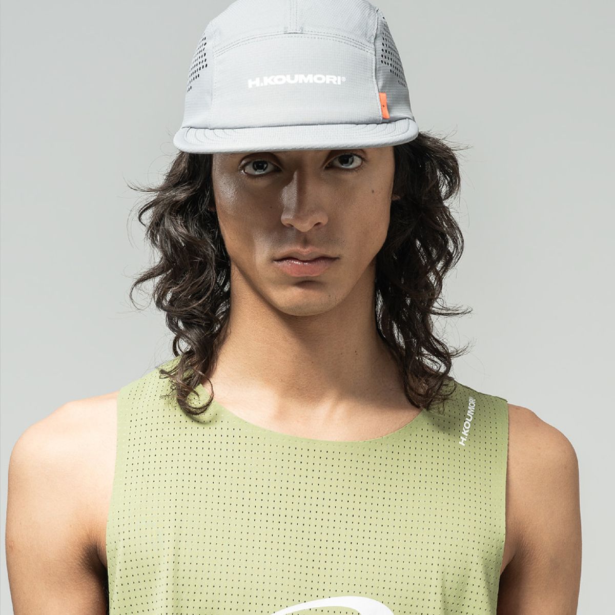 H.쿠모리(H.KOUMORI) U - Laser Cut Cap - Dark Grey