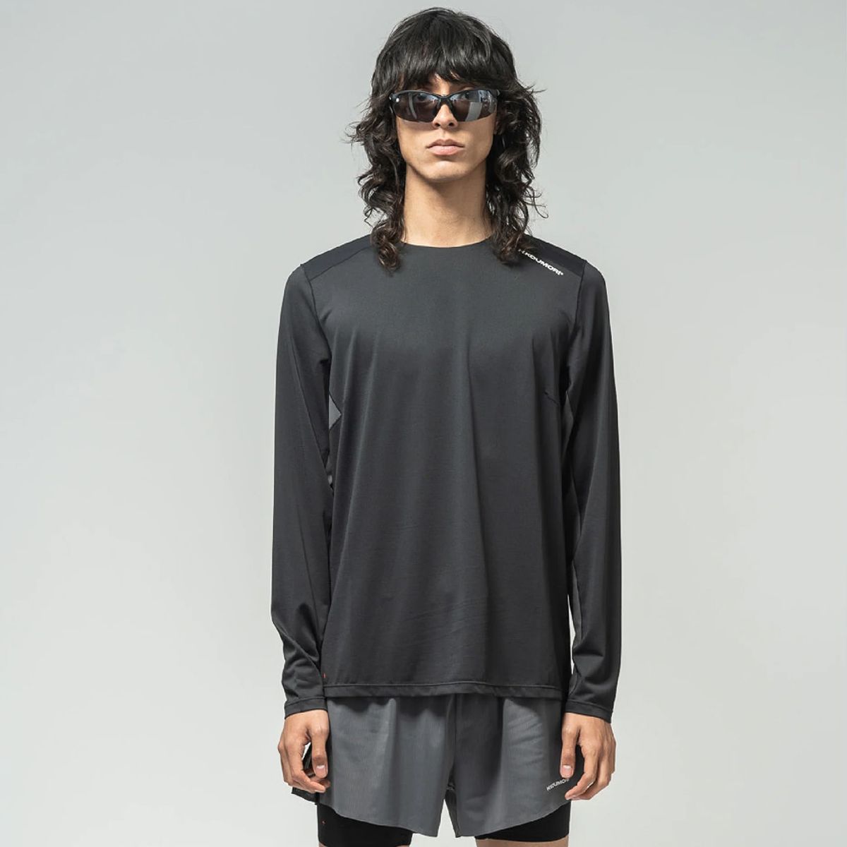 H.쿠모리(H.KOUMORI) M - LS Light Training T-Shirt - Asphalt Black
