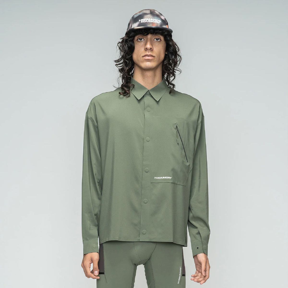 H.쿠모리(H.KOUMORI) M - Light Over shirt - Beetle