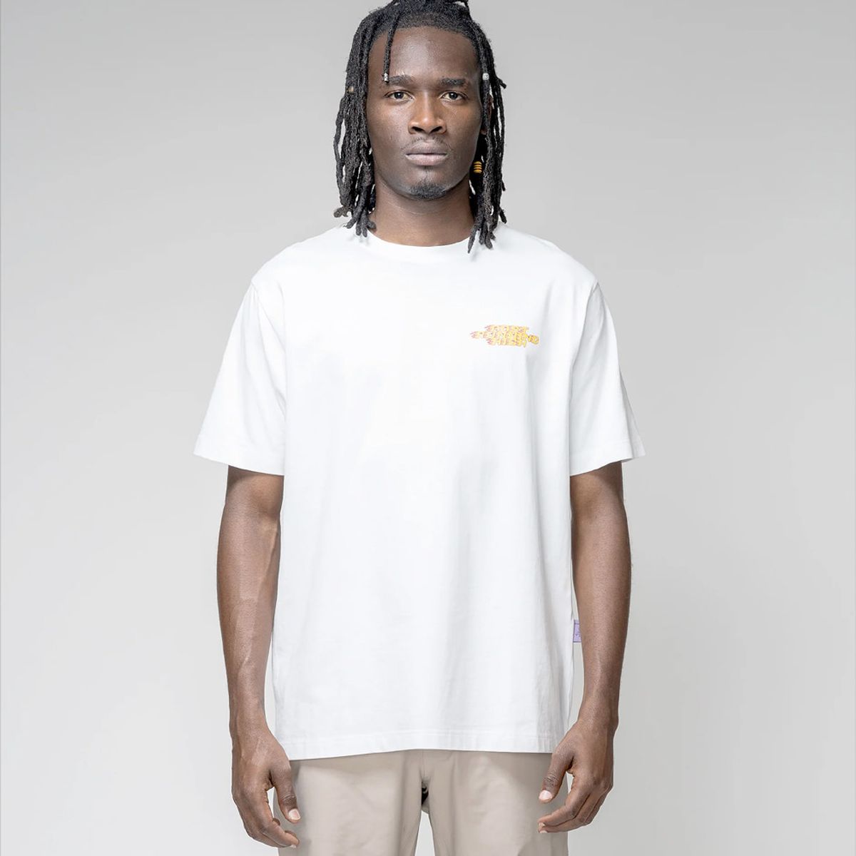 H.쿠모리(H.KOUMORI) Post Running High Flames Regular T-Shirt - WHITE