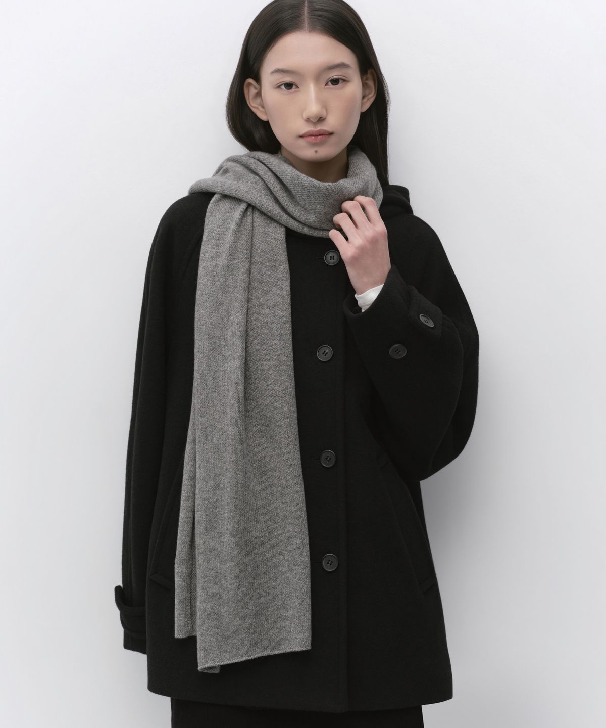 무신사 스탠다드 우먼(MUSINSA STANDARD WOMAN) 우먼즈 와이드 하이게이지 니트 머플러 [그레이]
