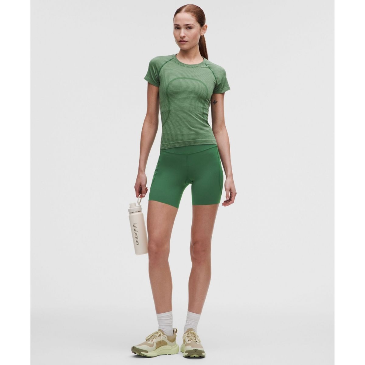 룰루레몬(LULULEMON) 패스트 앤 프리 하이라이즈 쇼츠 6inch *5 포켓  IVYG
