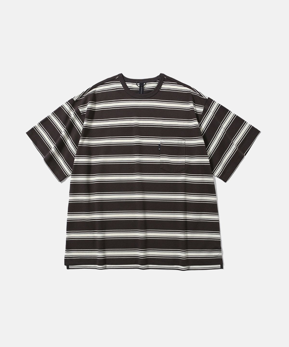 모이프(MOIF) [SS26] ONE POCKET H/S TEE / CHARCOAL STRIPE
