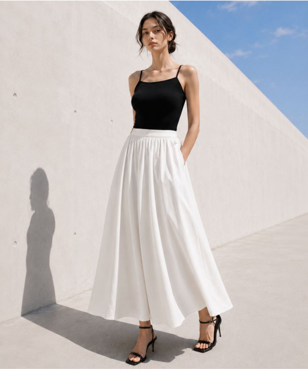 블랙크러쉬(BLACRUSH) Silky Satin Flare Skirt / 퓨어화이트