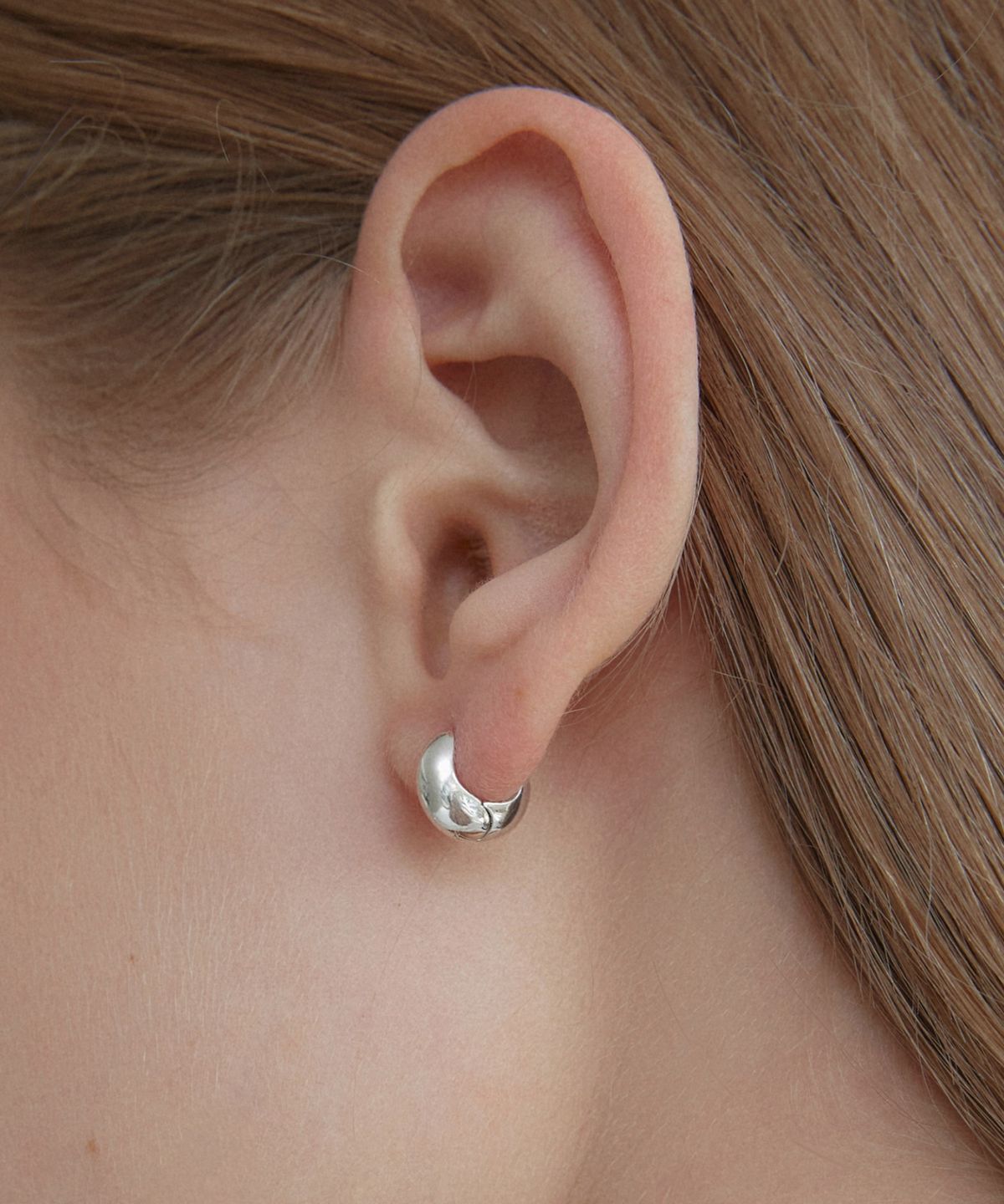 바이이에르(BYHYERES) [925 silver] Solar pebble earrings (White) BH7E5B804W9XXX