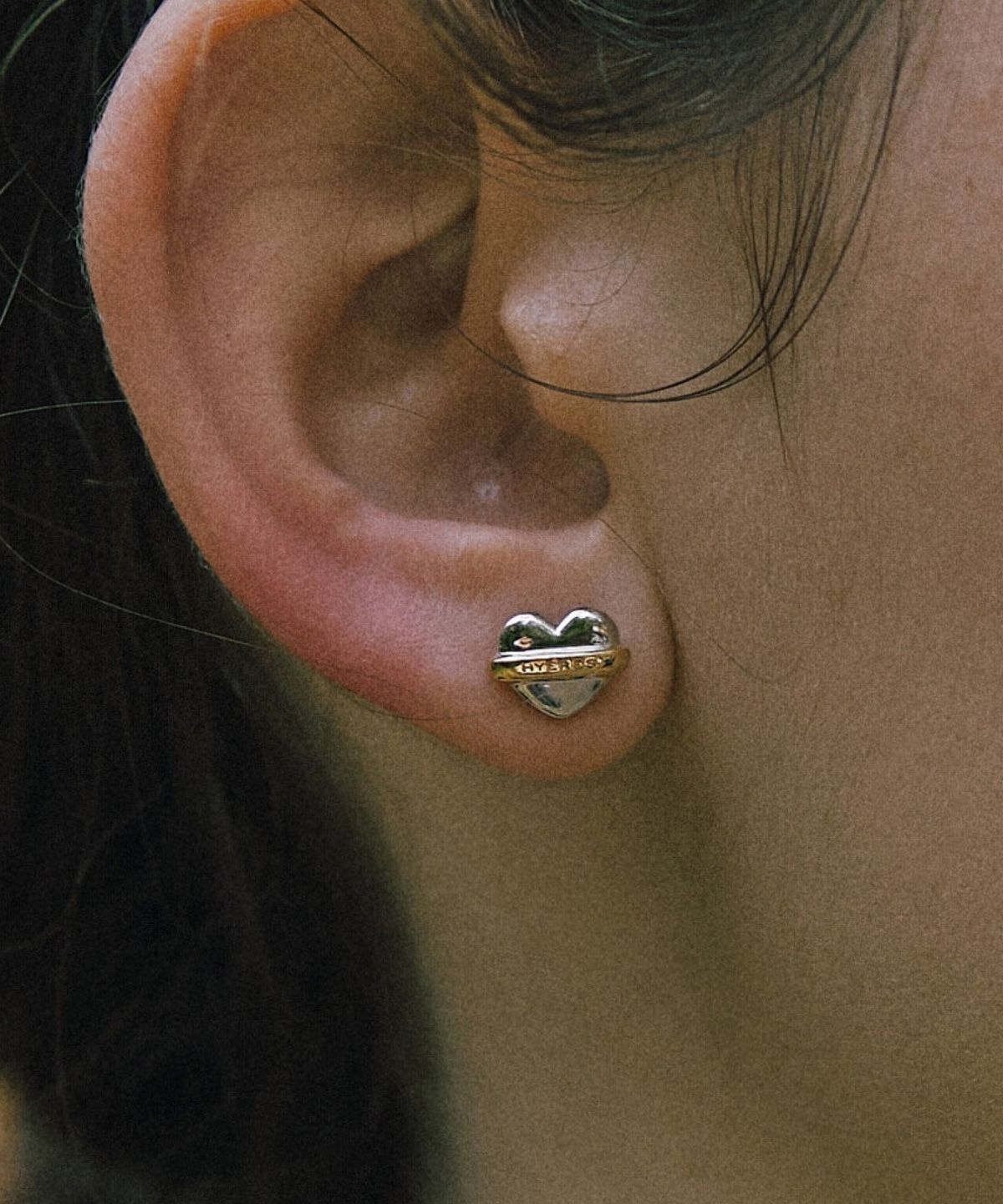 바이이에르(BYHYERES) Heart dessert macaroon post earrings (Combi) BH6E43608CBXXX