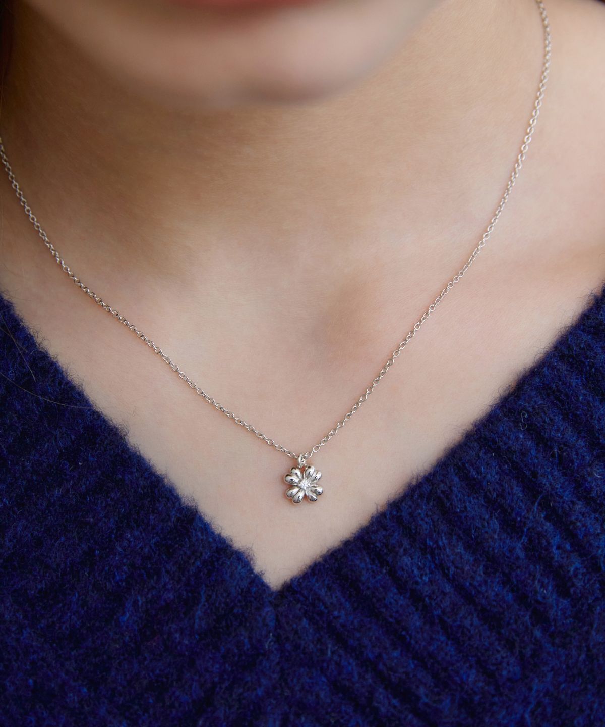 바이이에르(BYHYERES) Ball stone point necklace (White) BH7N5B805WB500